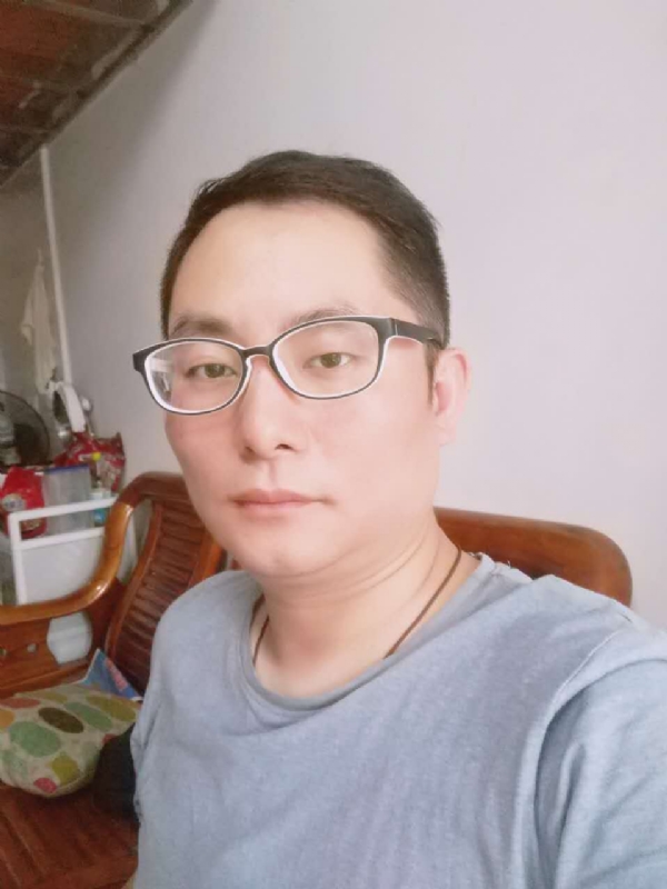 流星的尾巴的第一张照片--漳州征婚网