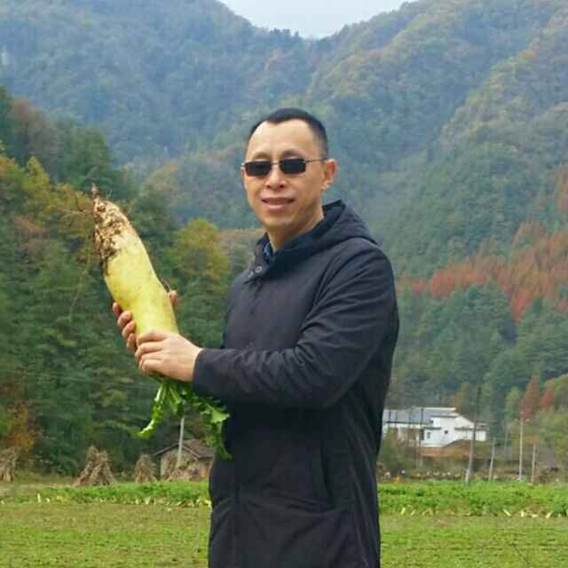 墨迹男的第一张照片--漳州征婚网