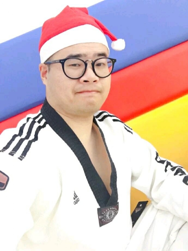 何当重相见的第一张照片--漳州征婚网