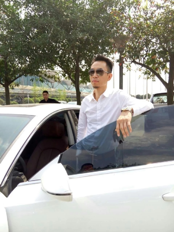 杨岳的第一张照片--漳州征婚网
