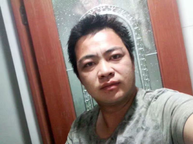 往事随风的第一张照片--漳州征婚网