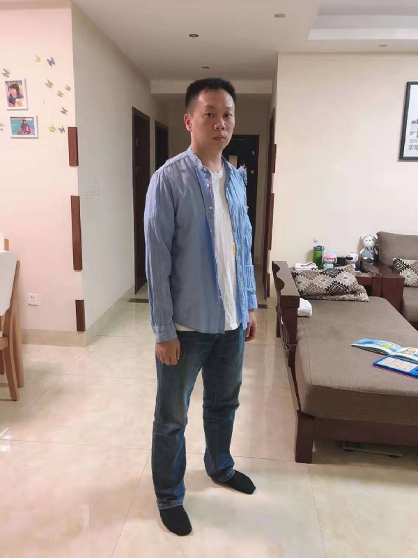 以勒的第一张照片--漳州征婚网