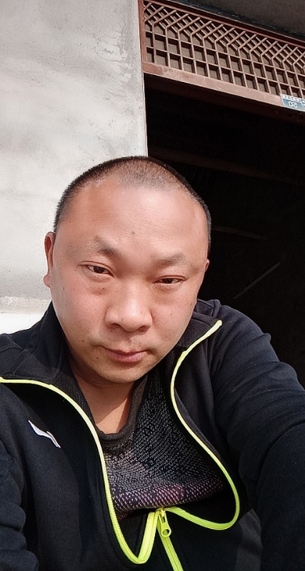 马克的第一张照片--漳州征婚网