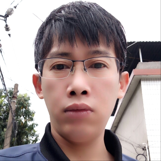 下凡买烟的第一张照片--漳州征婚网