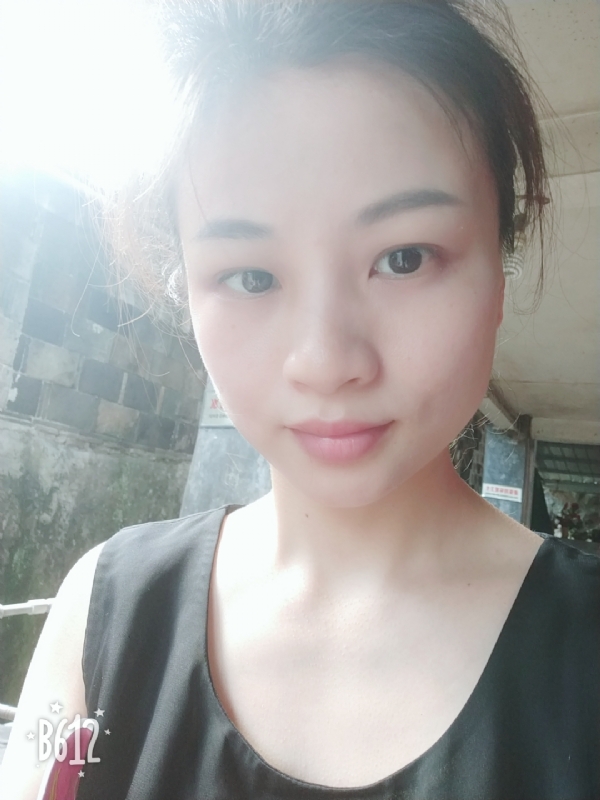 慢慢的第二张照片--漳州征婚网