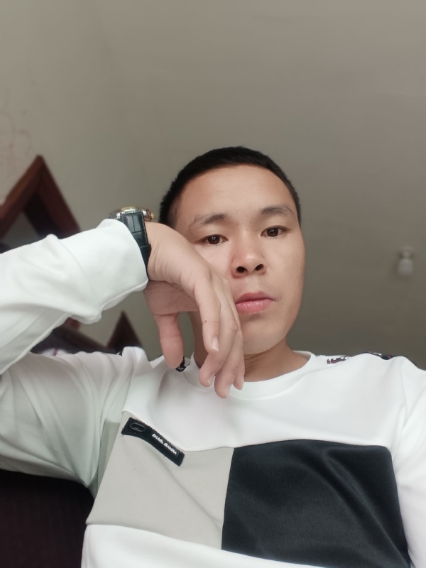 冷漠的第一张照片--漳州征婚网