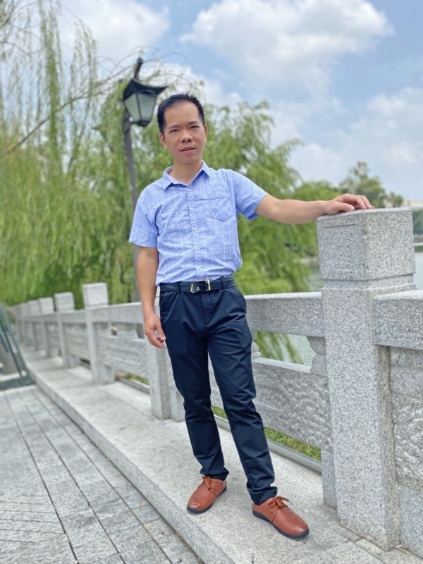 奇峰向阳的第一张照片--漳州征婚网