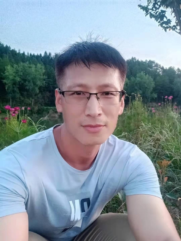 零零柒的第一张照片--漳州征婚网