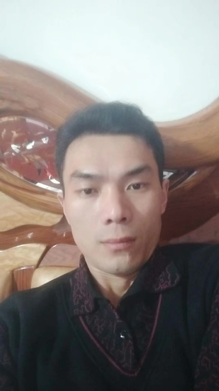 错把真心喂了狗的第四张照片--漳州征婚网