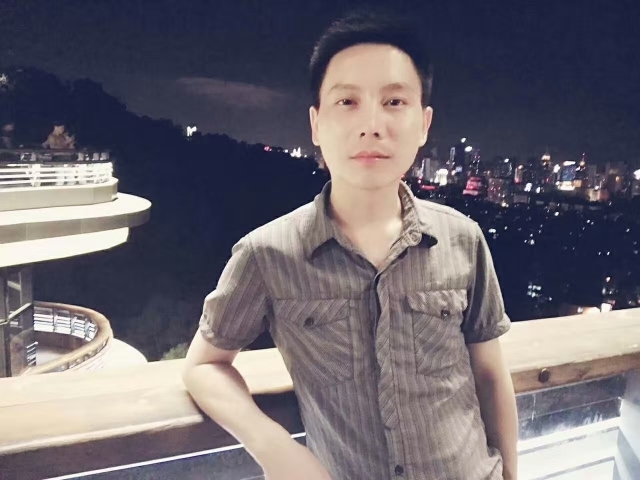 幕秋的第二张照片--漳州征婚网