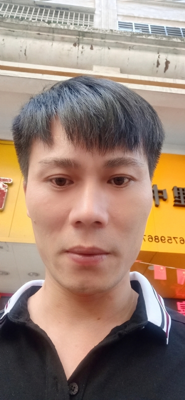 笑看人生的第一张照片--漳州征婚网