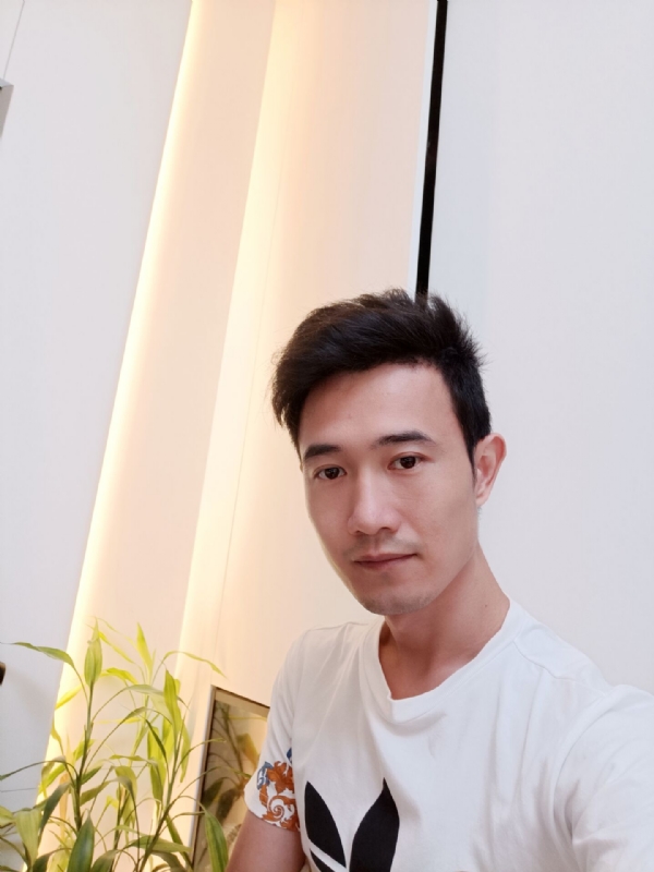 简的第一张照片--漳州征婚网