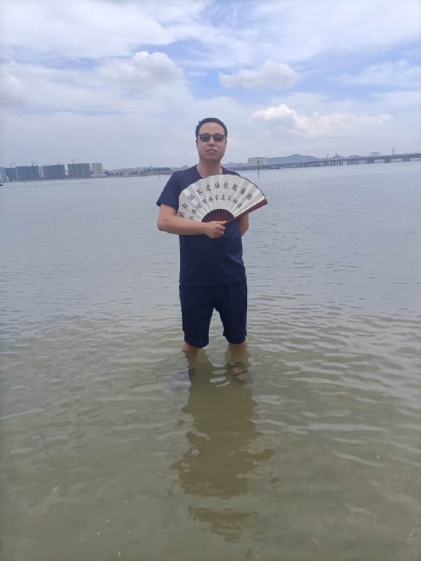 浪迹天涯的第一张照片--漳州征婚网