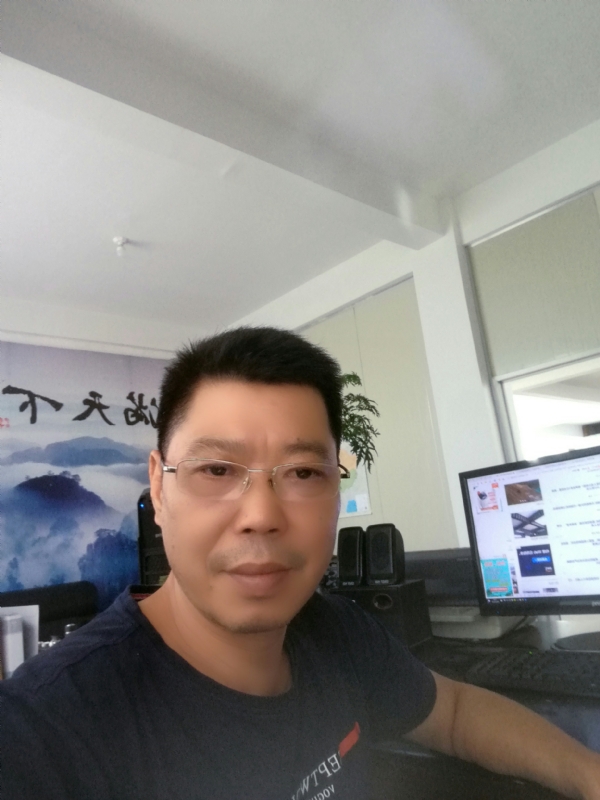 心平气和的第一张照片--漳州征婚网