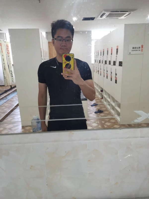 习惯发呆的第一张照片--漳州征婚网