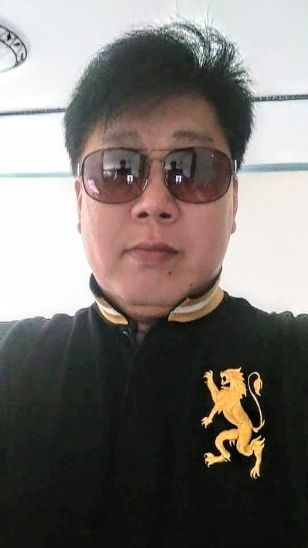 含笑半步癲的第一张照片--漳州征婚网