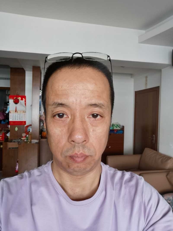 萨博的第一张照片--漳州征婚网