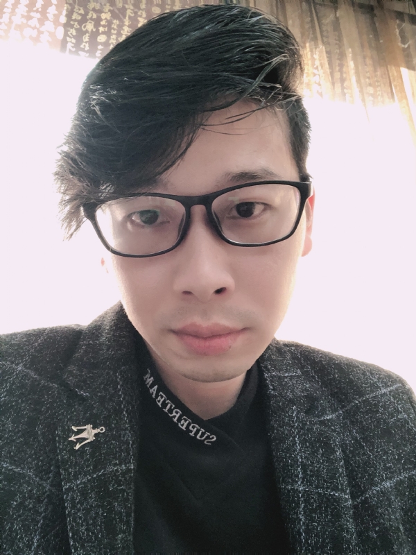 在等一个人的第一张照片--漳州征婚网