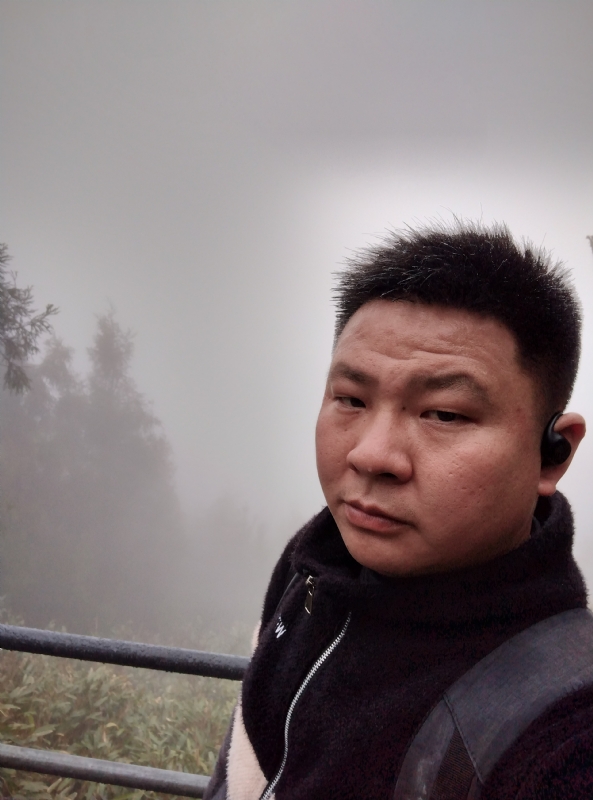 何何何的第一张照片--漳州征婚网
