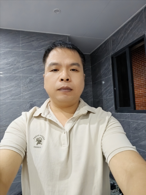 刘两水的第一张照片--漳州征婚网