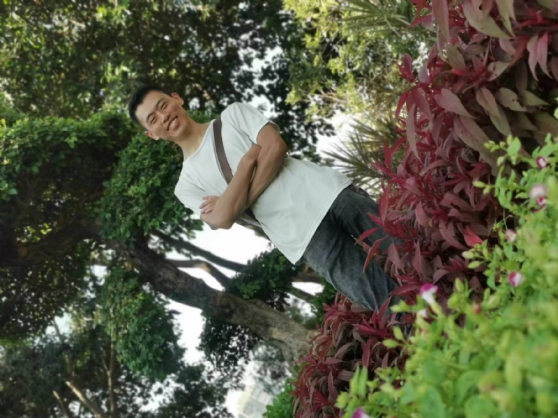 孤狼的第一张照片--漳州征婚网